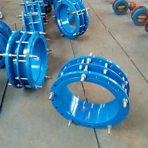 伸縮器是泵，閥門(mén)，管道等設(shè)備與管